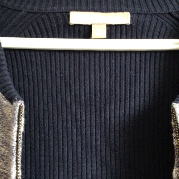 Ladies long sleeve crop zip sweater, blue Sz Medium. Gently worn - Picture 5 of 12